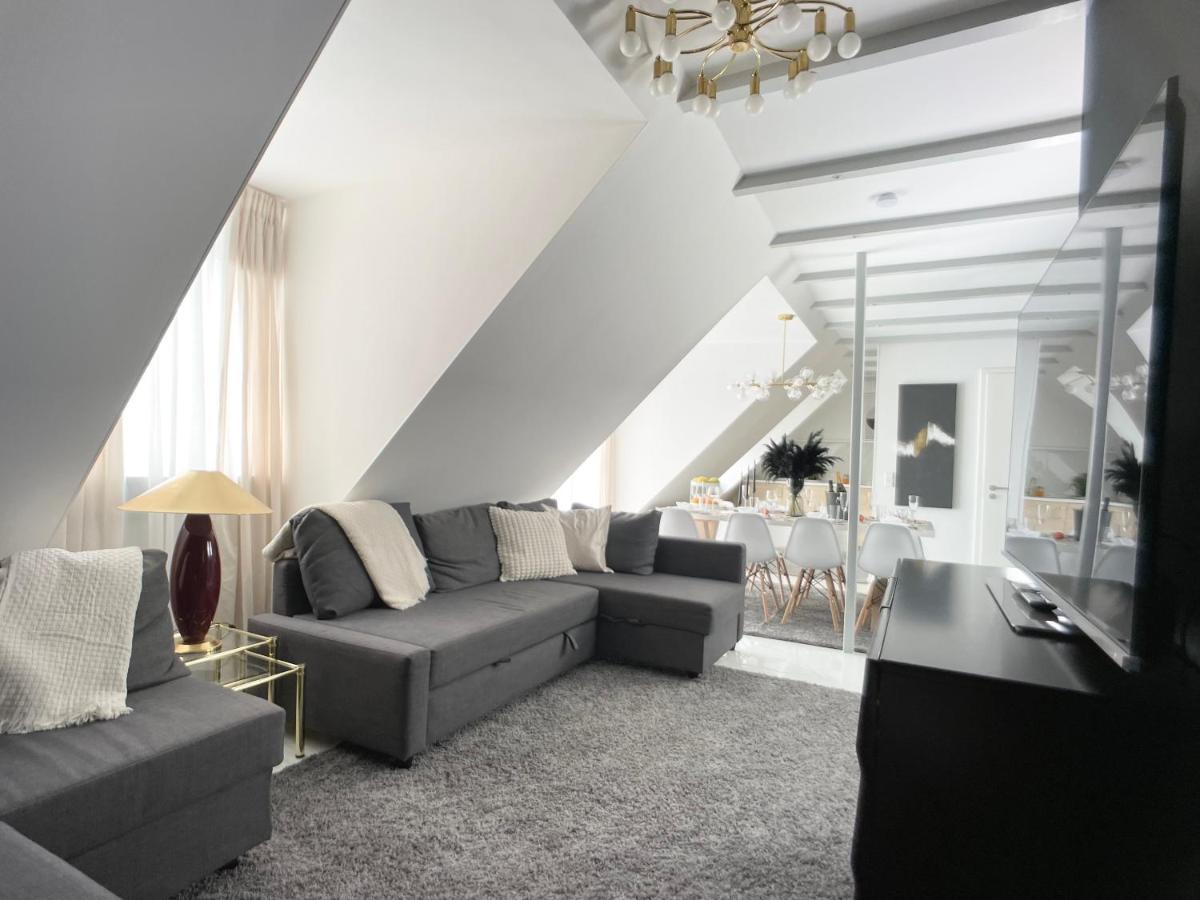 M-Style 04 Apartment Mit Balkon Und Gasgrill, 24H Self-Check-In, Free Parking, Netflix Nuremberg Extérieur photo